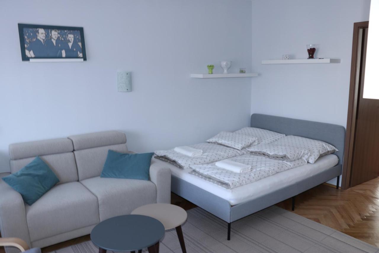 Petofi Apartman Apartment Seghedin Exterior foto